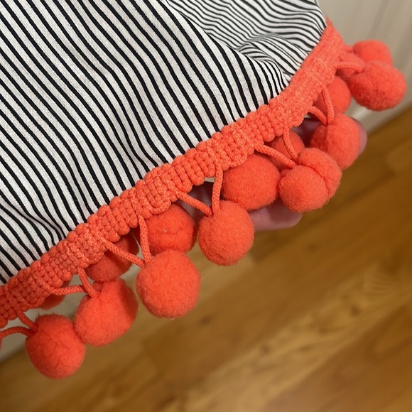 Top - Picture 3 of 4